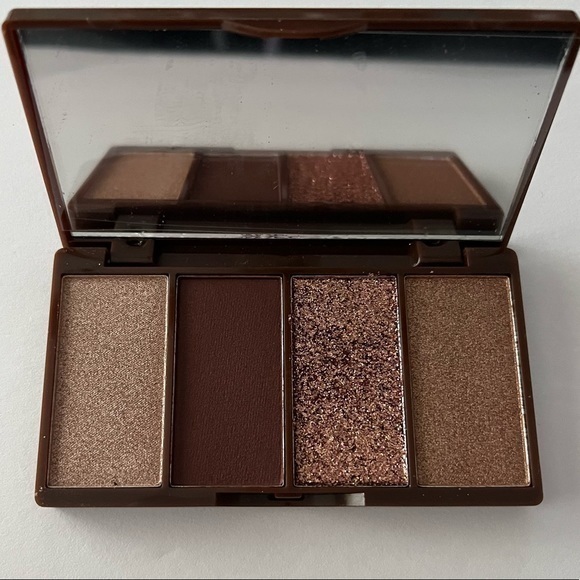Bellapiere eyeshadow palette - Picture 2 of 5